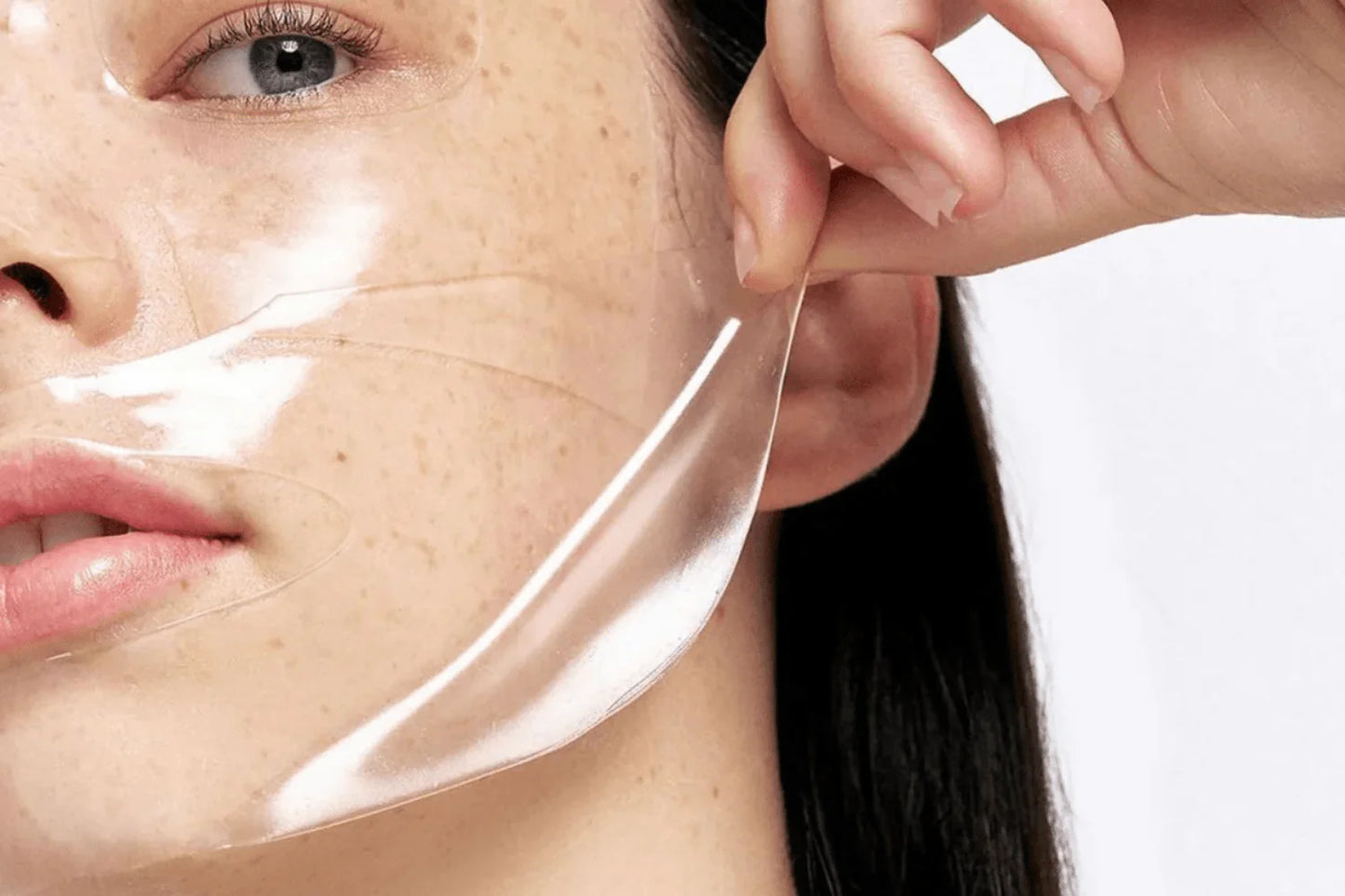 Mascarilla de Biocelulosa con Colágeno y Ácido Hialurónico